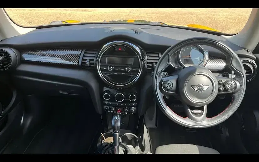 Used Mini Cooper S Hatch 210 HP (154 kW) 2018 Orange Hatchback