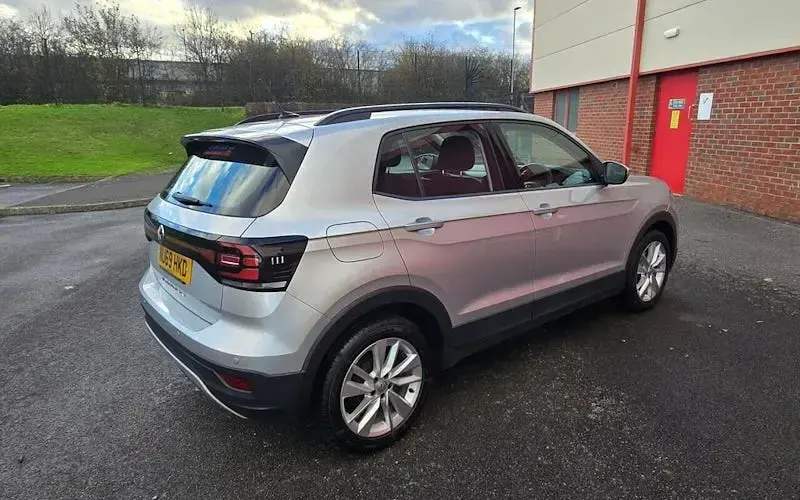 Usado VW T-Cross SE 95 HP (69 kW) 2023 SUV