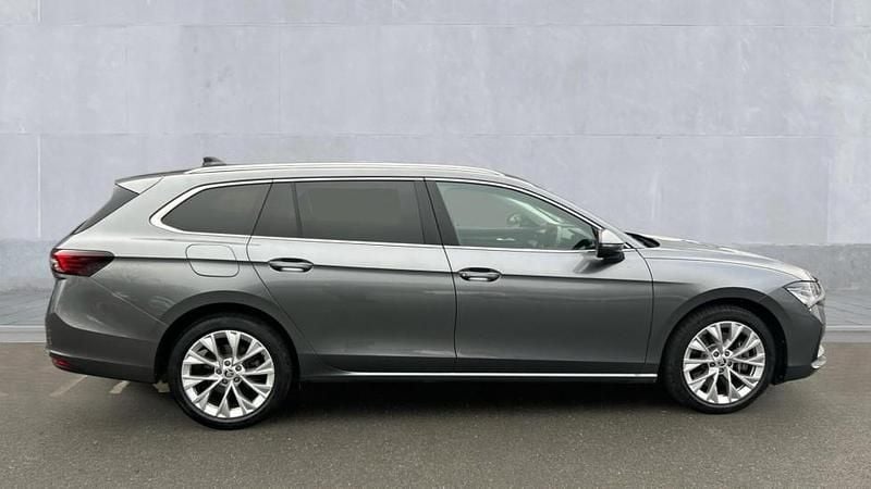 Used Skoda Superb SE L 193 HP (141 kW) 2024 Graphite grey metallic Estate