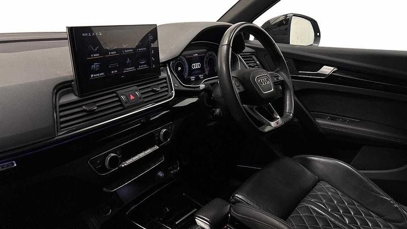 Used Audi Q5 Comfort 204 HP (150 kW) 2022 Black SUV