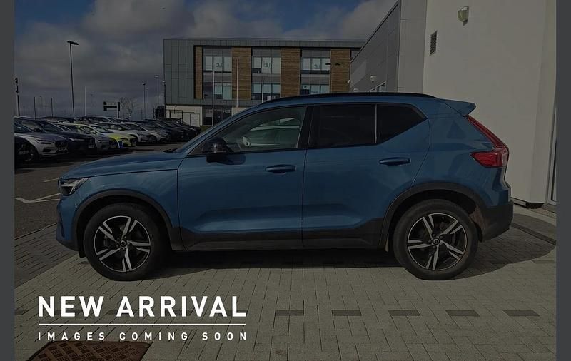 Used Volvo XC40 Plus 161 HP (118 kW) 2023 Blue SUV