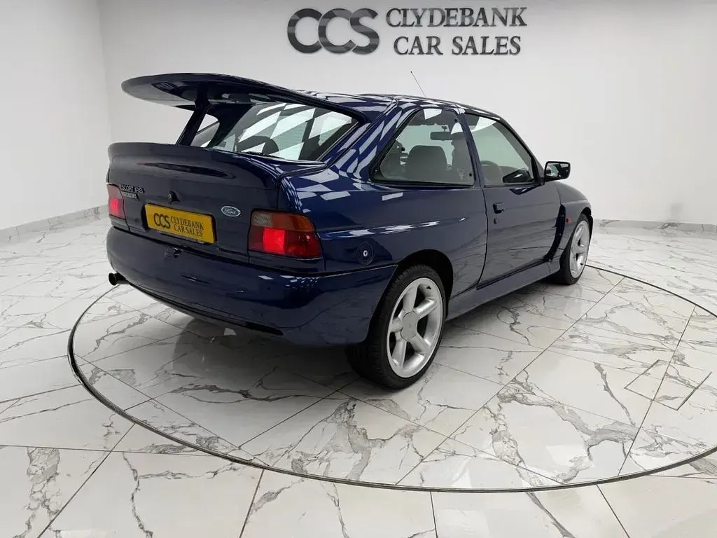 Used Ford Escort 1992 Blue Hatchback