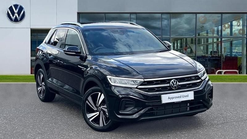 Deep black pearl New 2025 VW T-Roc R-line SUV | £26,499 (Super price) - Image 1/4
