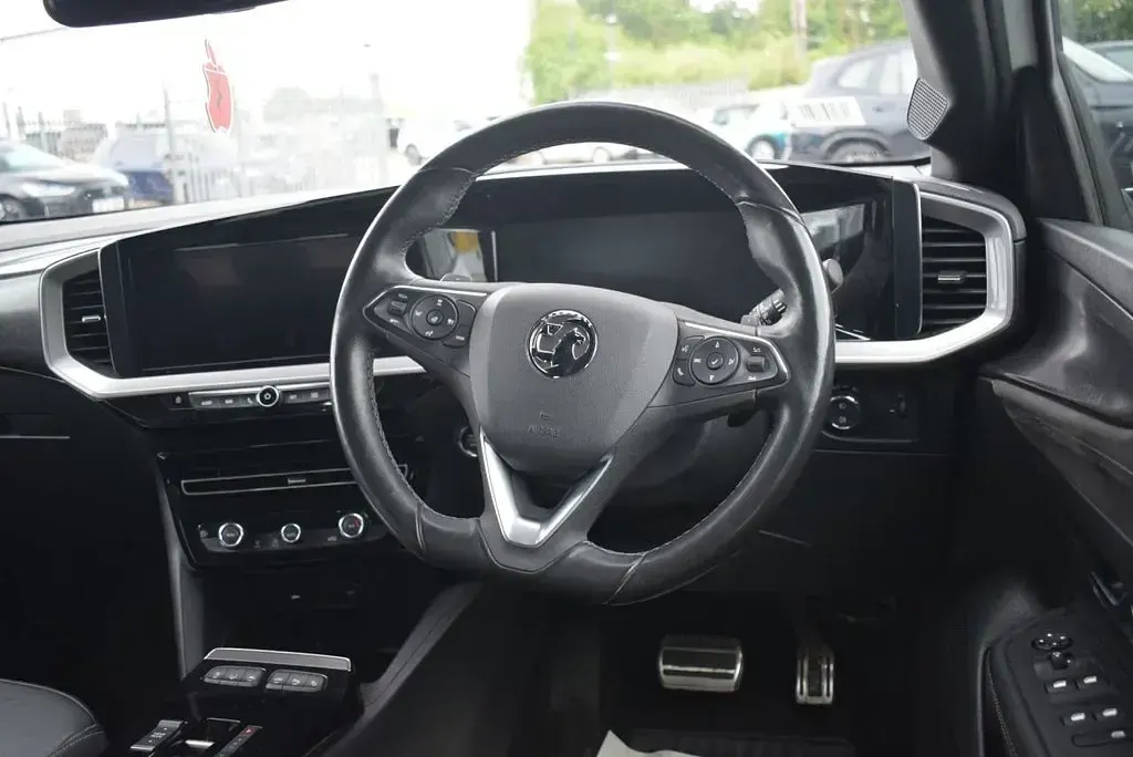 Used Vauxhall Mokka Ultimate 130 HP (95 kW) 2023 White SUV