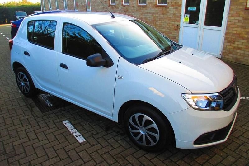 Used 2020 Dacia Sandero Essentiel | £6,491 (Good price) - Image 1/1
