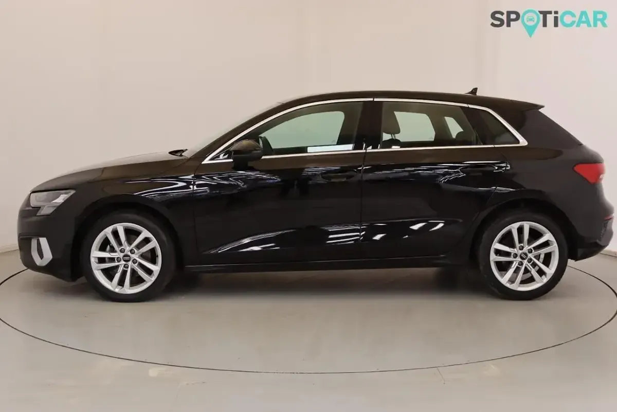 Used Audi A3 Sportback Sport 114 HP (83 kW) 2022 Black Hatchback