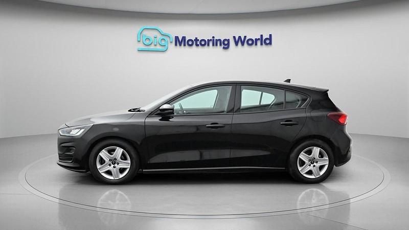 Used Ford Focus Zetec 120 HP (88 kW) 2023 Black Hatchback