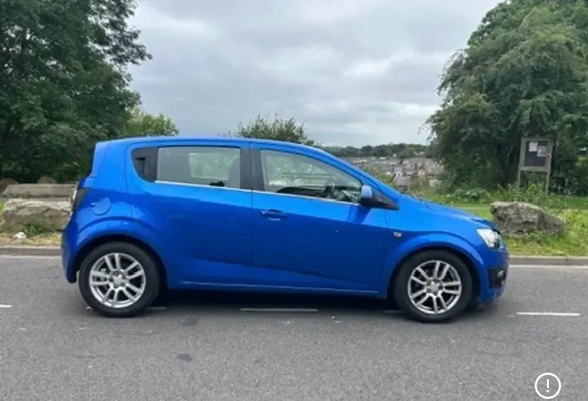 Used Chevrolet Aveo LTZ 95 HP (69 kW) 2011 Blue Hatchback