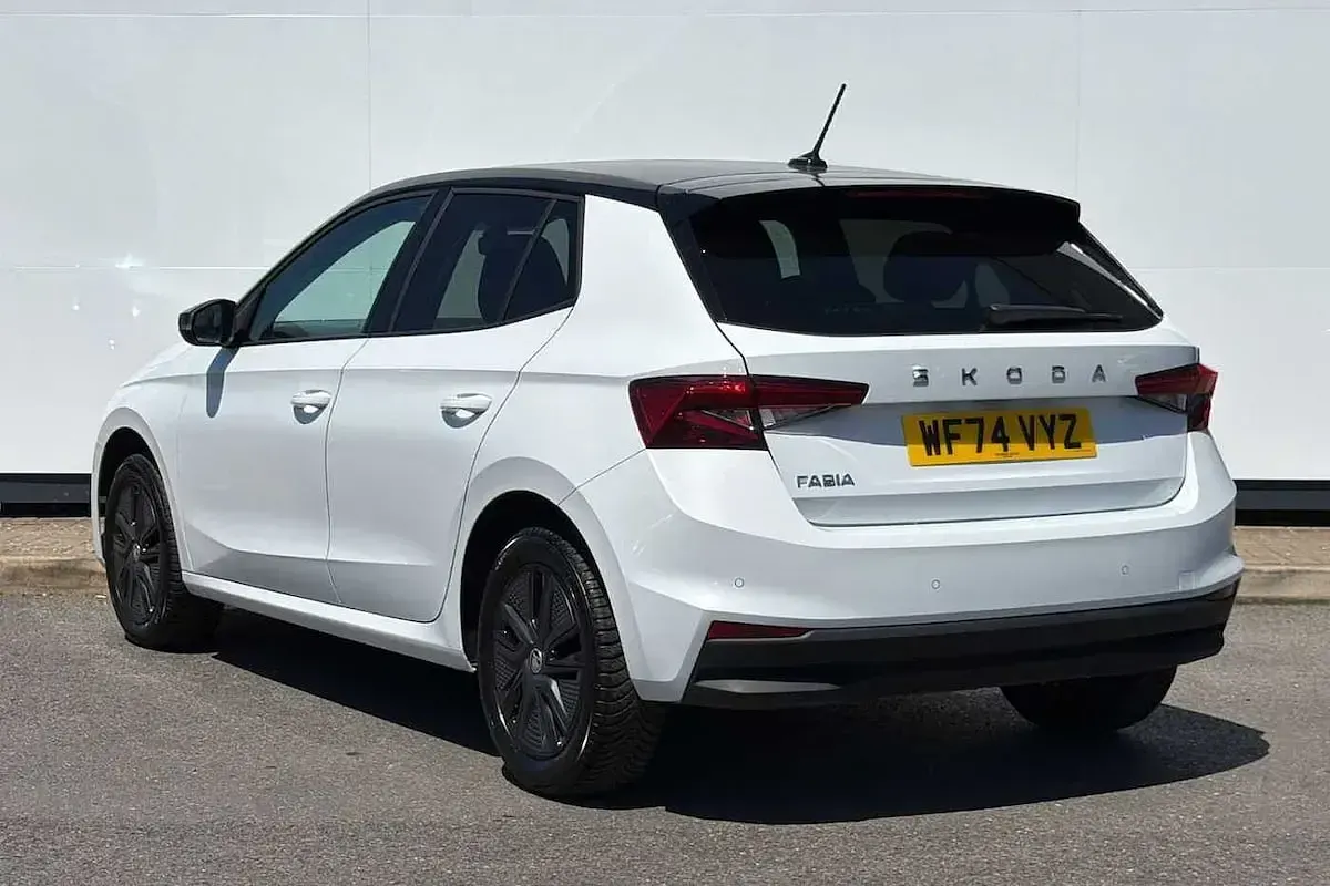 Used Skoda Fabia Colour Edition 113 HP (83 kW) 2024 Moon white metallic black magic pearl effect Hatchback