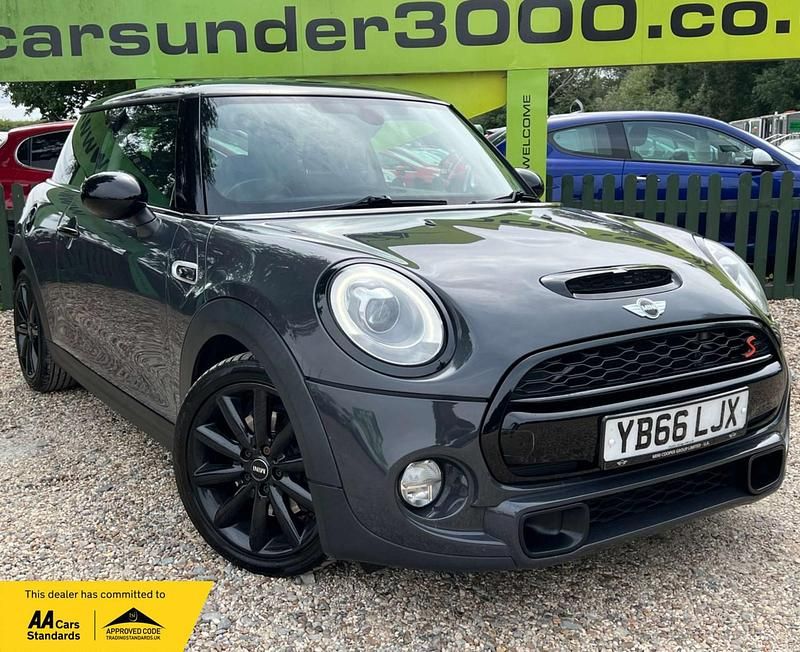 Grey Used 2017 Mini Cooper SD Hatch Hatchback | £7,650 (Good price) - Image 1/4