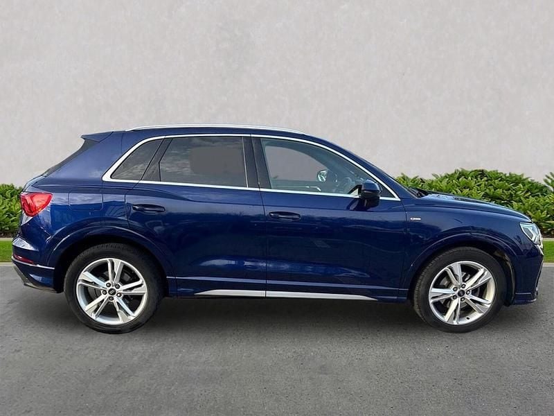 Used Audi Q3 S-Line 150 HP (110 kW) 2024 Blue SUV