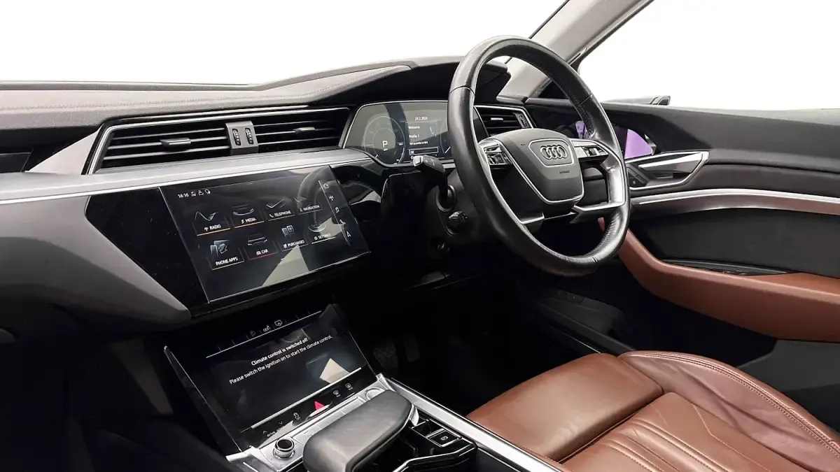 Used Audi e-tron Advanced 300 kW (408 HP) 2020 Black SUV