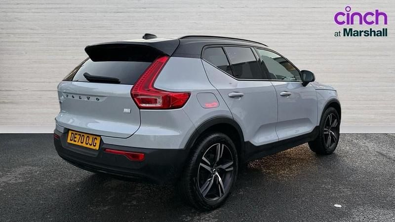 Used Volvo XC40 R-Design 258 HP (189 kW) 2020 Silver SUV