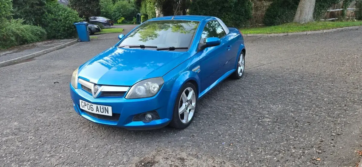 Used Vauxhall Tigra Sport 2006 Blue Cabriolet