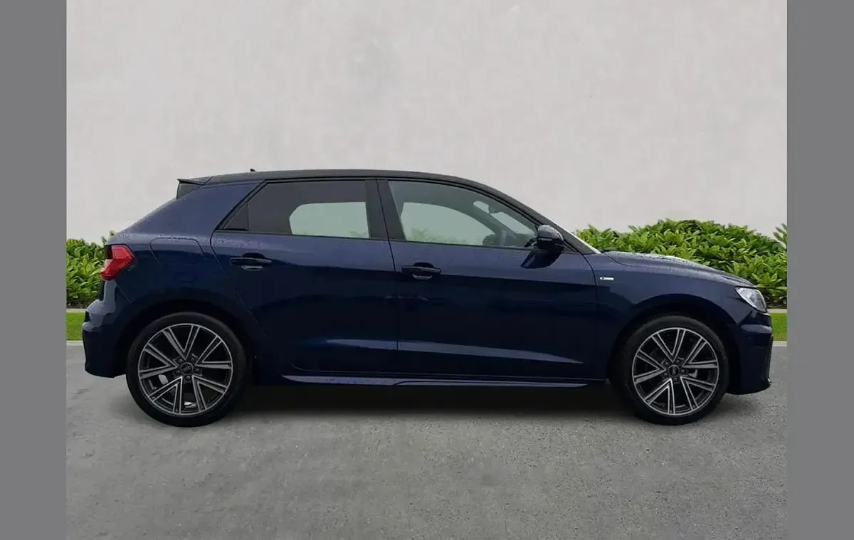 New Audi A1 Black Edition 113 HP (83 kW) 2025 Silver SUV