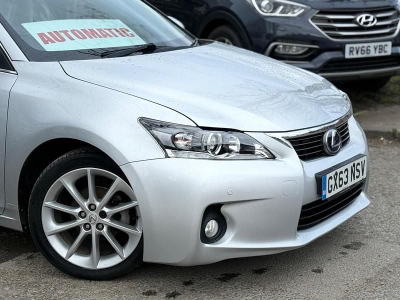 Used Lexus CT200h Luxury Line 2013 Silver Hatchback