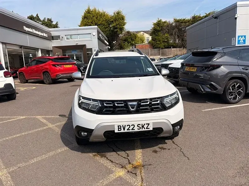 Second-hand Dacia Duster Prestige 90 CP (66 kW) 2022 Alb SUV