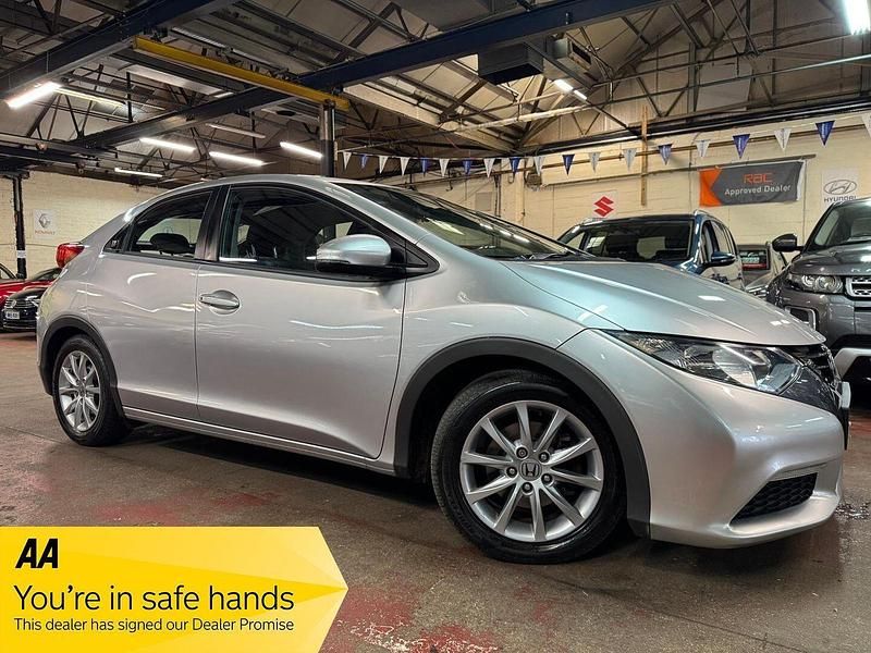 Silver Used 2013 Honda Civic SE Hatchback | £4,989 (Fair price) - Image 1/4