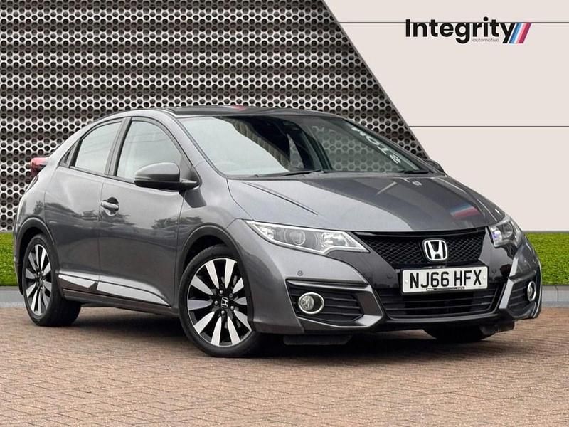 Used Honda Civic SE Plus 142 HP (104 kW) 2017 Grey Hatchback