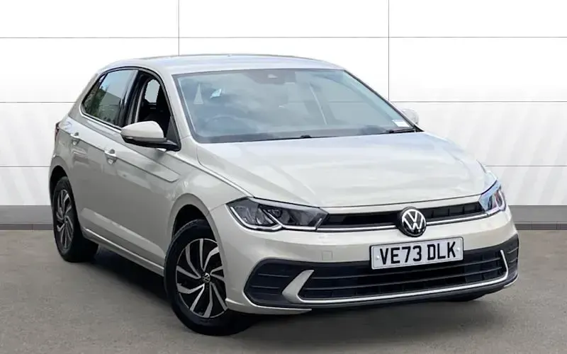 Used VW Polo Life 95 HP (69 kW) 2023 Hatchback
