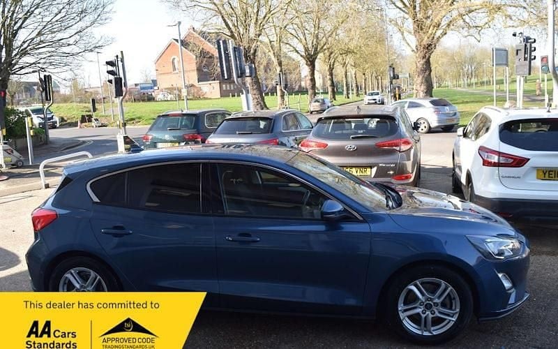 Used Ford Focus Zetec 120 HP (88 kW) 2020 Hatchback
