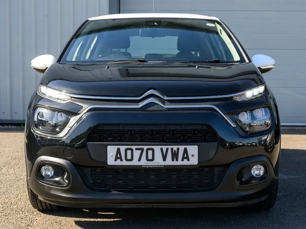 Used Citroën C3 Flair 83 HP (61 kW) 2021 Black Hatchback
