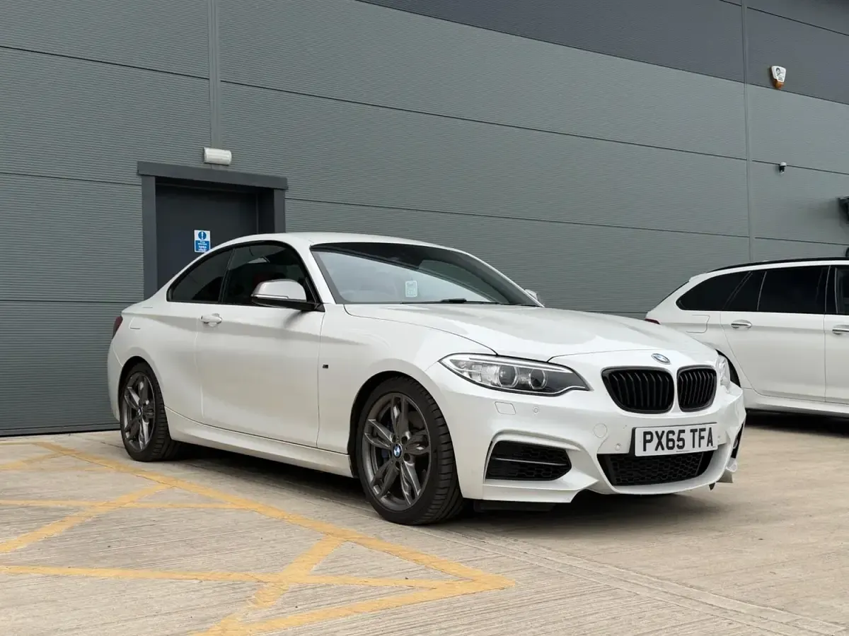 Used BMW M235 Impressive 2015 White Coupe
