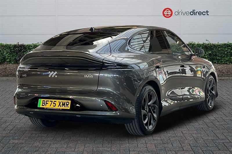 Used MG IM6 553 kW (752 HP) 2025 Silver SUV