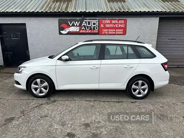 Used Skoda Fabia SE 110 HP (80 kW) 2015 White Estate