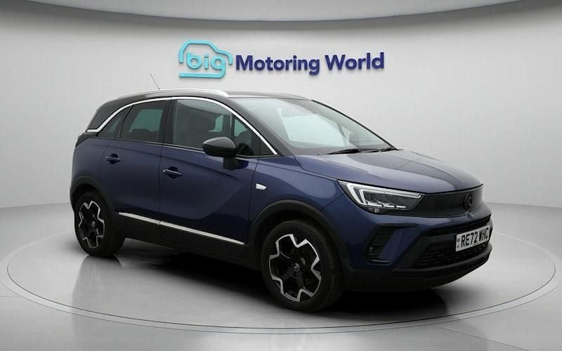 Used 2024 Vauxhall Crossland Ultimate SUV | £11,300 (Super price) - Image 1/4