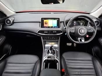 Used MG HS Exclusive 162 HP (119 kW) 2023 Red SUV