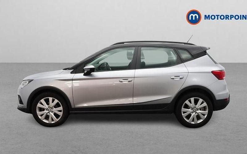 Used Seat Arona SE Technology 110 HP (80 kW) 2020 Silver SUV