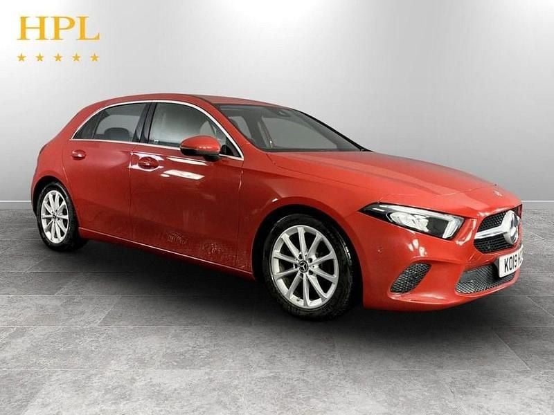 Used Mercedes A200 Executive 163 HP (119 kW) 2019 Red Hatchback