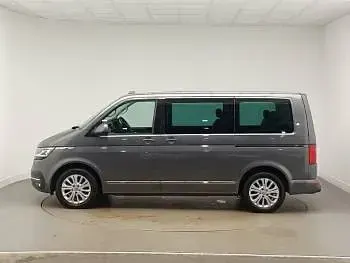 Used VW Caravelle Executive 150 HP (110 kW) 2021 Grey Van
