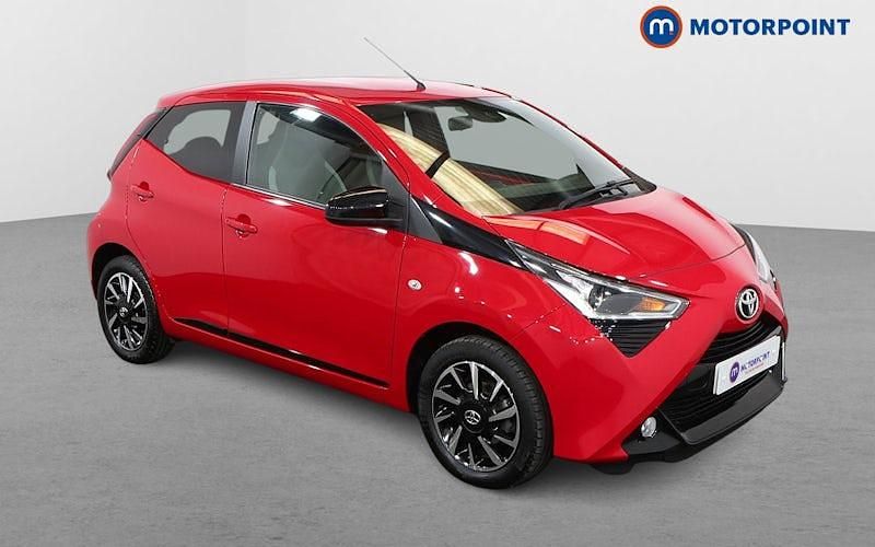Red Used 2021 Toyota Aygo Trend Hatchback | £10,249 (Fair price) - Image 1/4
