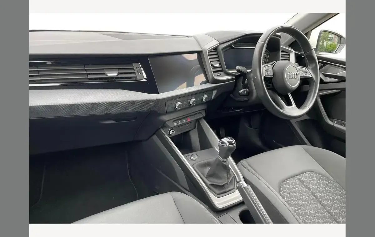 Used Audi A1 Sport 110 HP (80 kW) 2024 White Hatchback