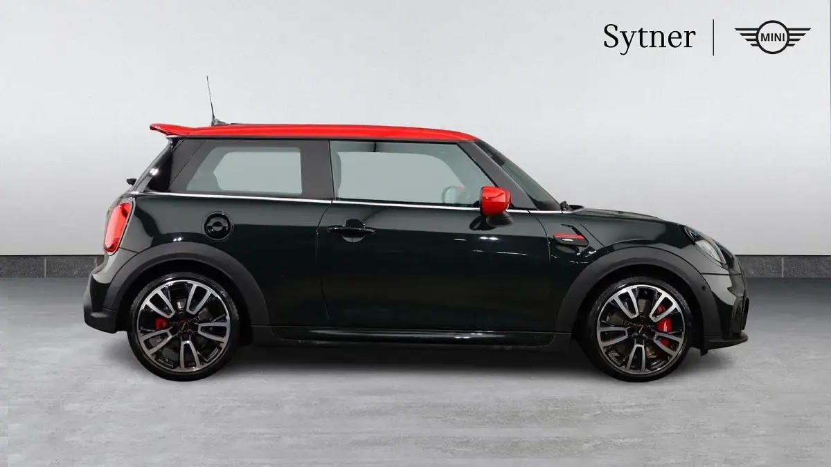 Używany Mini John Cooper Works Hatch 228 KM (167 kW) 2022 Zielony Hatchback