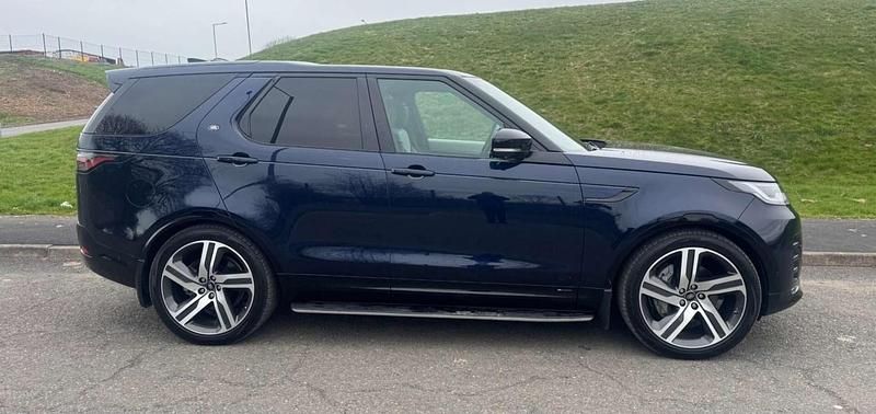 Used Land Rover Discovery 5 HSE Dynamic 2021 Blue SUV