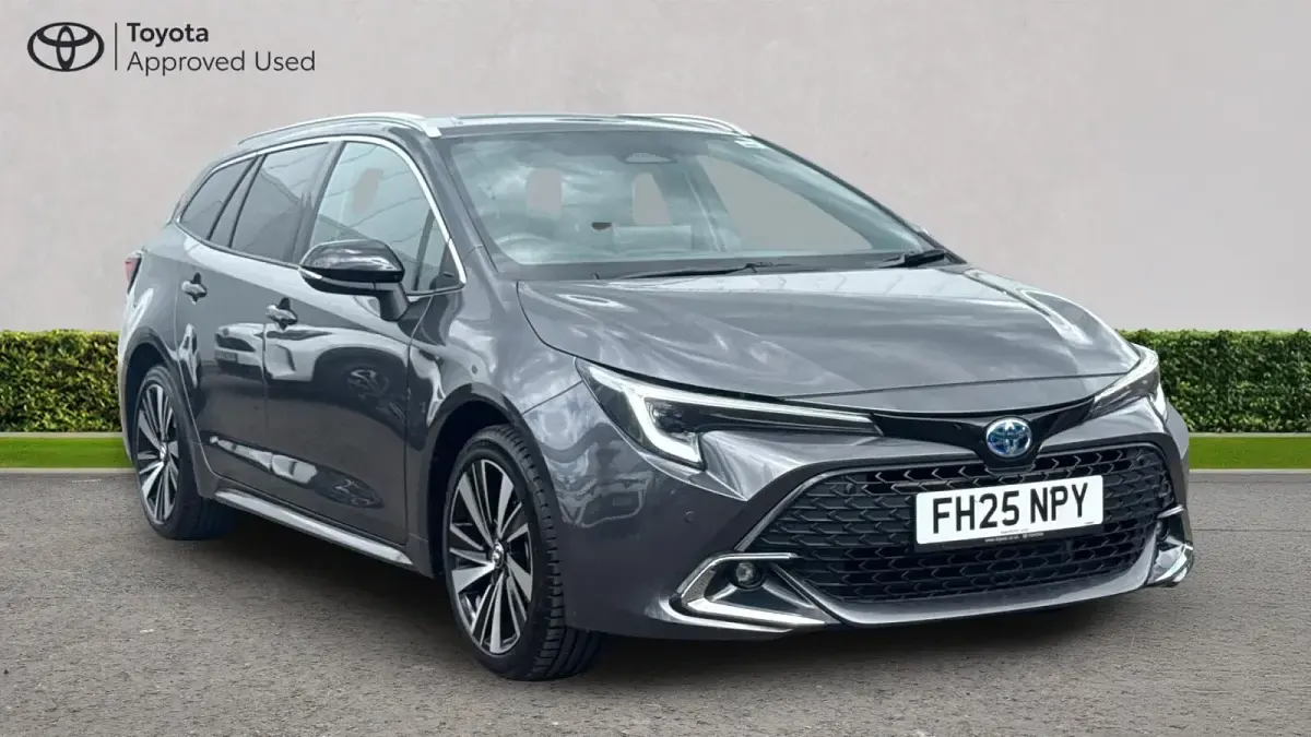 Used Toyota Corolla Design 140 HP (102 kW) 2025 Estate