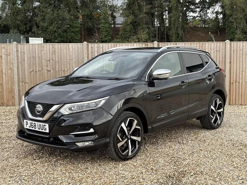 Black Used 2019 Nissan Qashqai Tekna+ SUV | £12,900 (Fair price) - Image 1/4