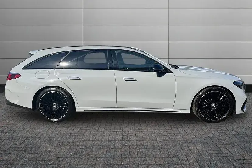 Used Mercedes E300 Urban 309 HP (227 kW) 2025 Alpine grey Estate