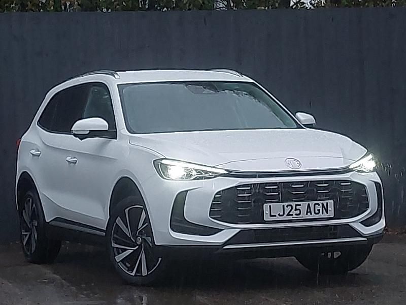 White Used 2025 MG ZS Trophy Hatchback | £19,498 (Fair price) - Image 1/4