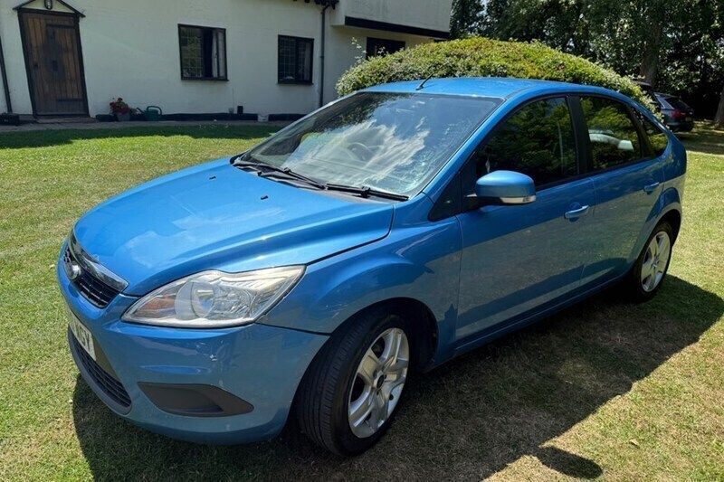 Blue Used 2010 Ford Focus Style Hatchback | £995 (Good price) - Image 1/1