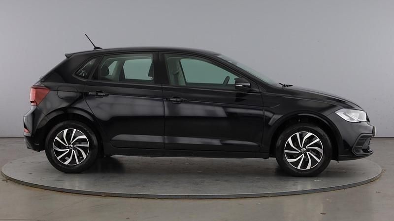 Used VW Polo Life 95 HP (69 kW) 2023 Black Hatchback