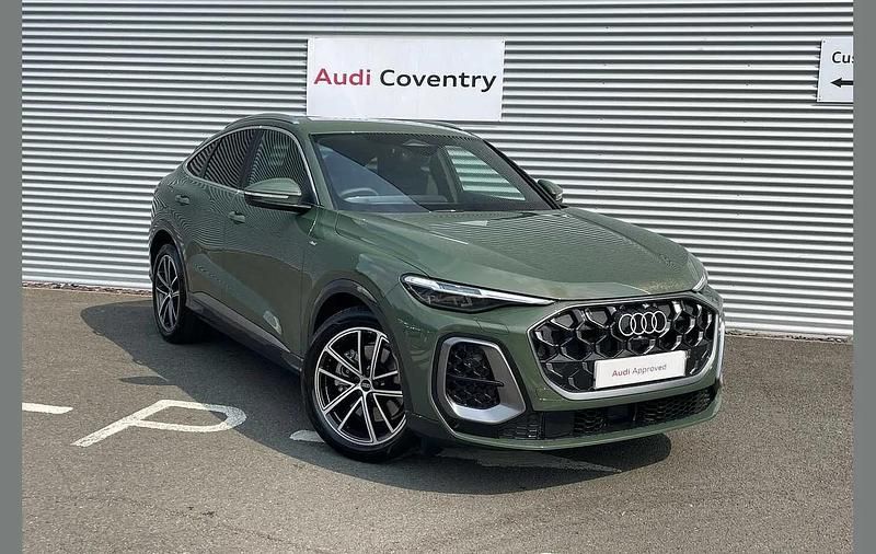 Green New 2025 Audi Q5 Sportback Advanced SUV | £62,990 (Super price) - Image 1/4