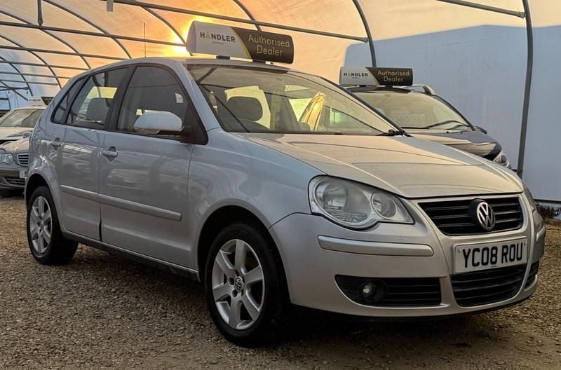 Used VW Polo Match 60 HP (44 kW) 2008 Silver Hatchback