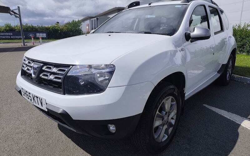 Used 2017 Dacia Duster Lauréate SUV | £4,495 (Super price) - Image 1/4