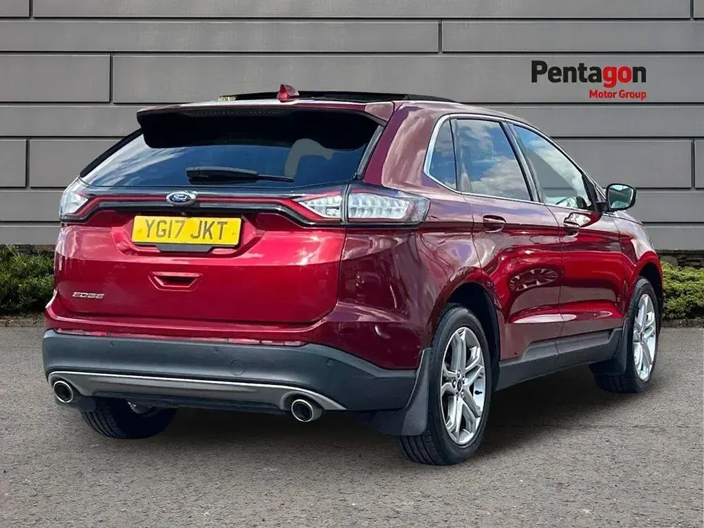 Gebraucht Ford Edge Titanium 177 PS (130 kW) 2017 Rot SUV