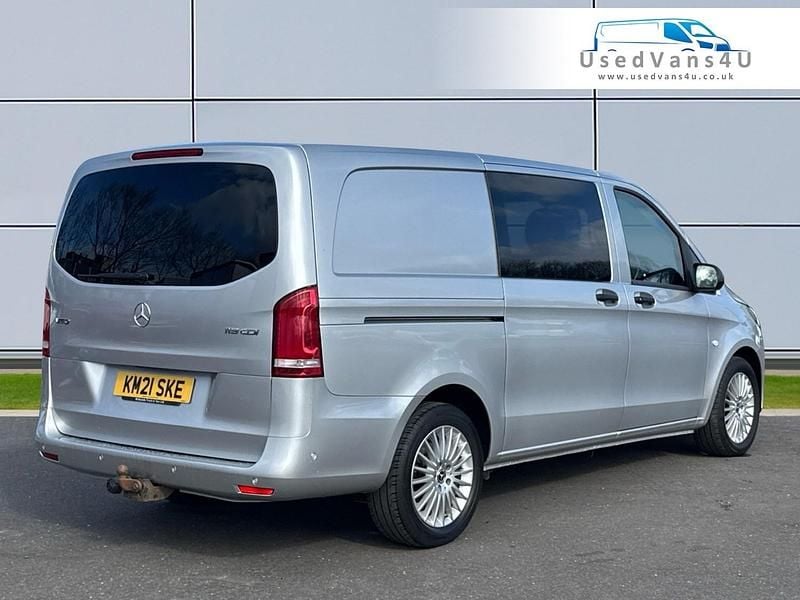 Used Mercedes Vito Premium 190 HP (139 kW) 2021 Silver Van