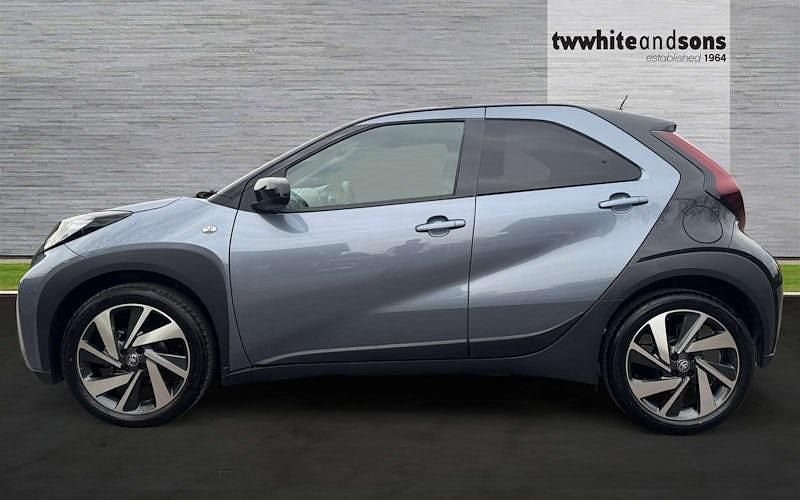 Used Toyota Aygo X 72 HP (52 kW) 2025 SUV